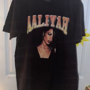 Aaliyah tshirt